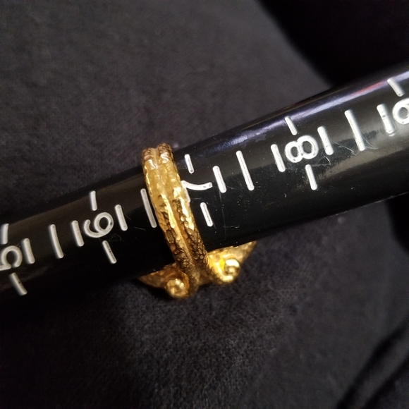 Matte Gold Statement Ring - Picture 4 of 4